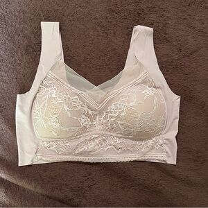 Women’s XL Nude Tan Lace Pullover Padded Bralette Lingerie Bra